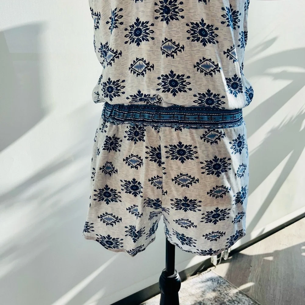 Ocean Drive White and Blue Floral Romper with Tie Waist - Picture 3 of 5